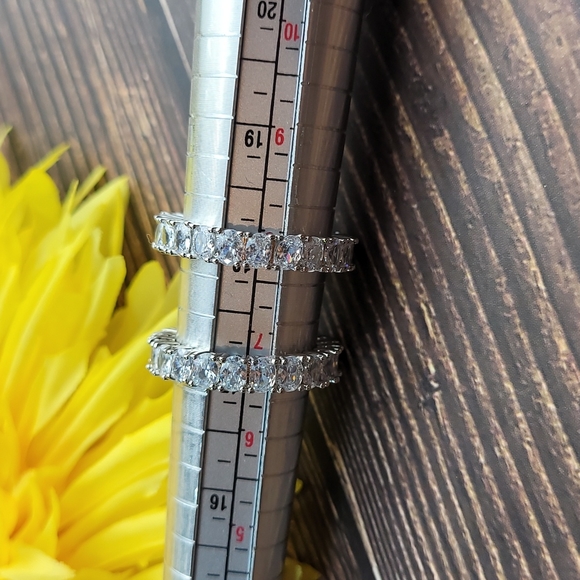 SILVER OVAL CUT CZ ETERNITY BAND - Picture 6 of 9